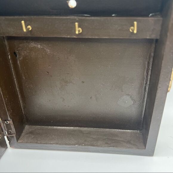 Vintage Wooden Key Box Teddy Golfer. Wooden Key Cabinet With Hooks. - Picture 4 of 10